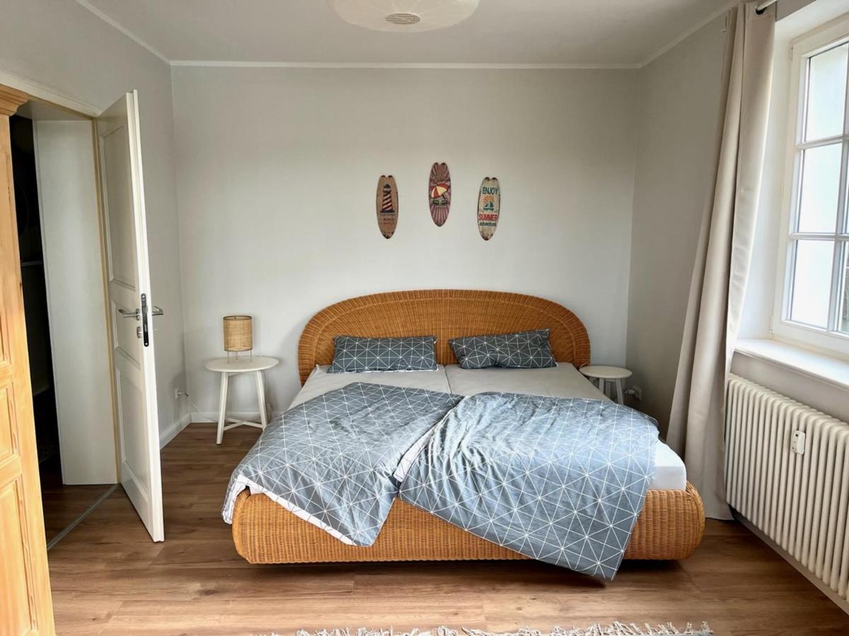 Traumwohnung Mit Stadthafen-Panorama! Zwei Schlafzimmer, Parkplatz Росток Екстер'єр фото