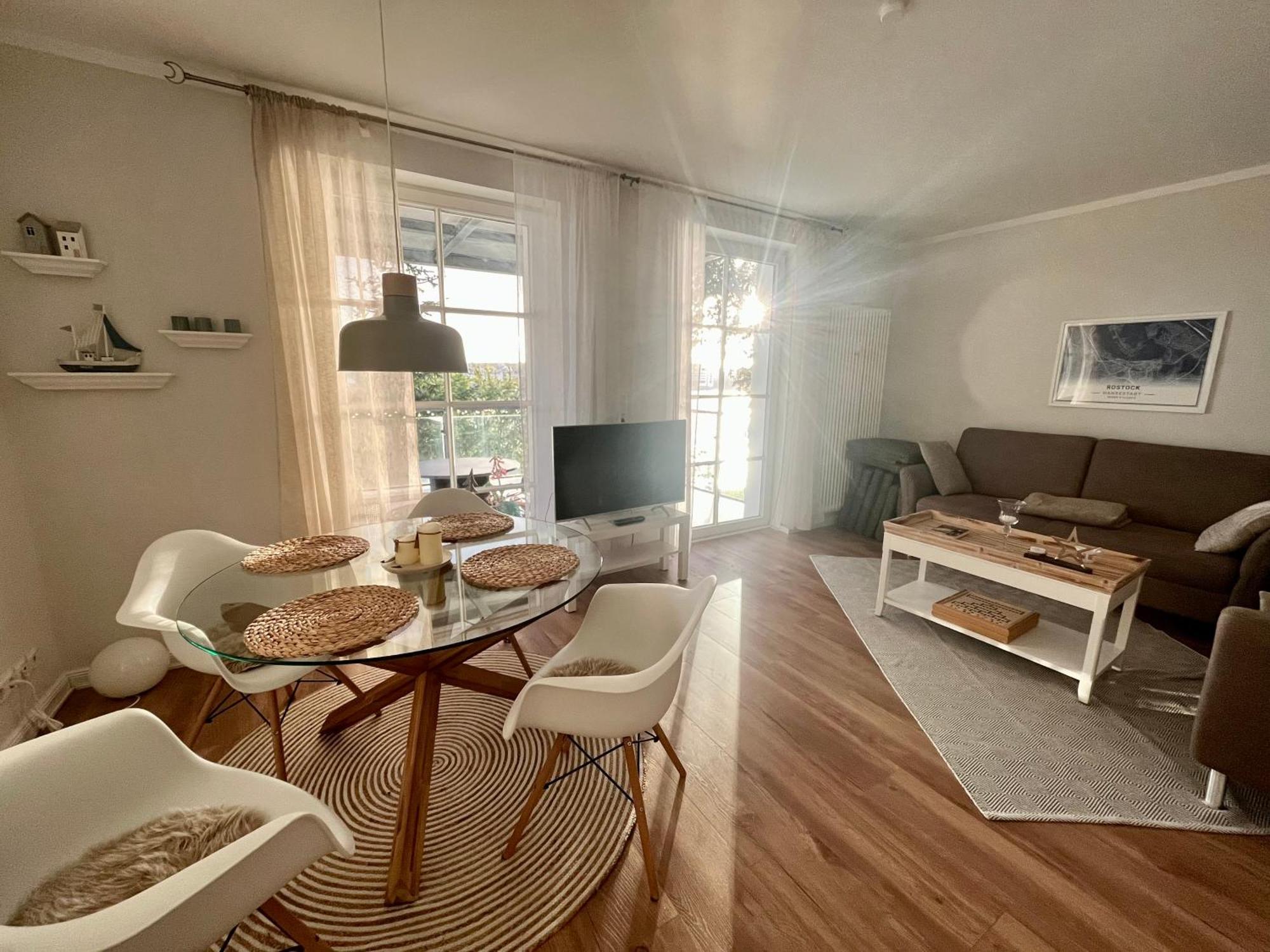Traumwohnung Mit Stadthafen-Panorama! Zwei Schlafzimmer, Parkplatz Росток Екстер'єр фото